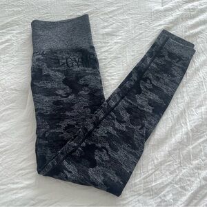 Gymshark Black Camo Leggings | S
